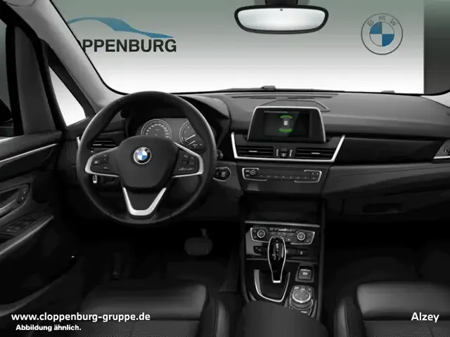BMW 218