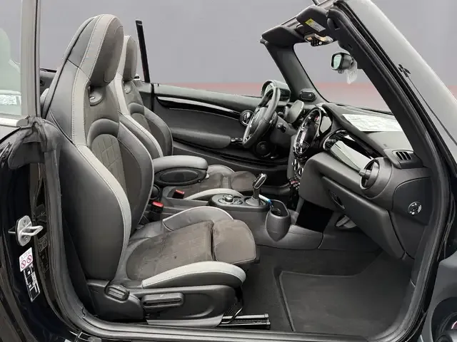 MINI John Cooper Works Cabrio