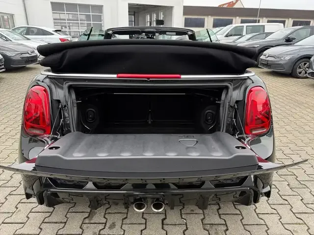 MINI John Cooper Works Cabrio