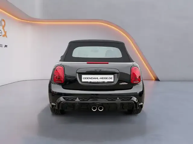 MINI John Cooper Works Cabrio