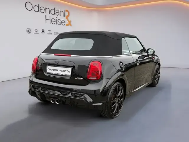 MINI John Cooper Works Cabrio