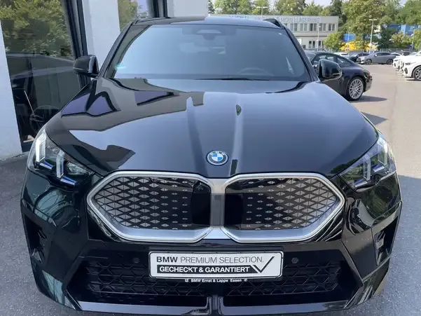 BMW iX2