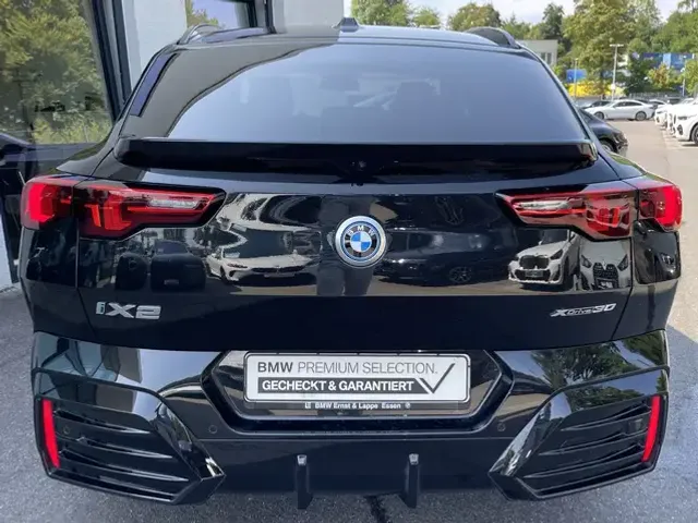 BMW iX2