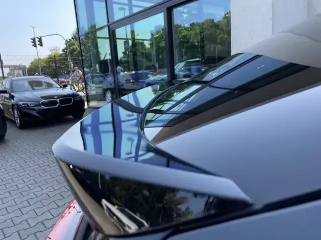 BMW iX2