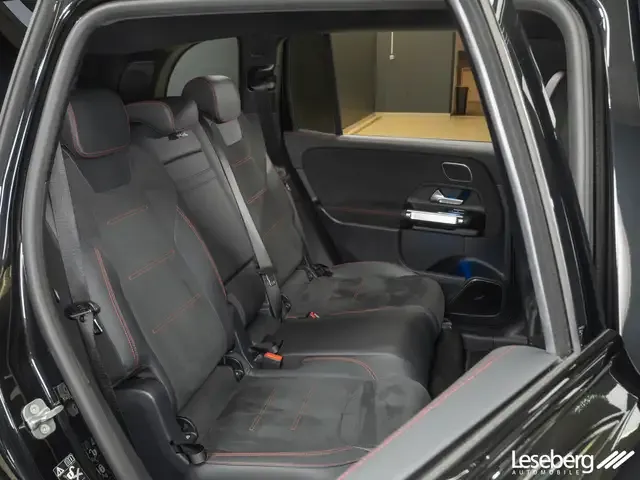 Mercedes-Benz EQB 300