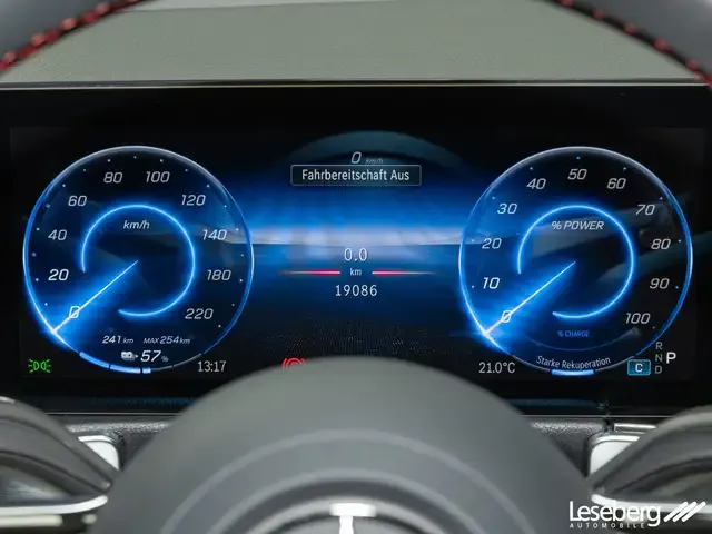 Mercedes-Benz EQB 300