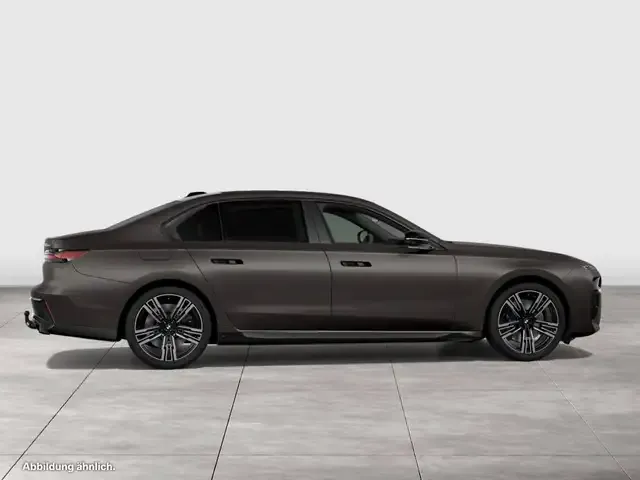 BMW 760