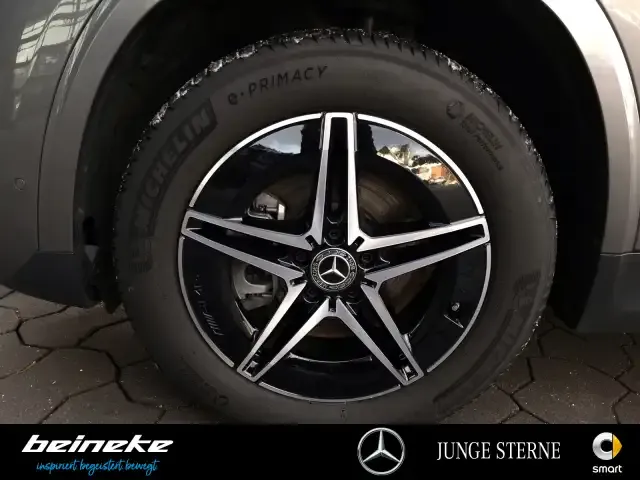 Mercedes-Benz EQA 300