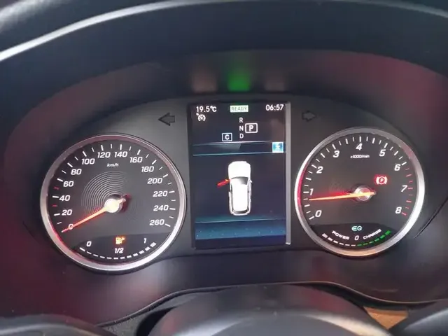 Mercedes-Benz GLC 200