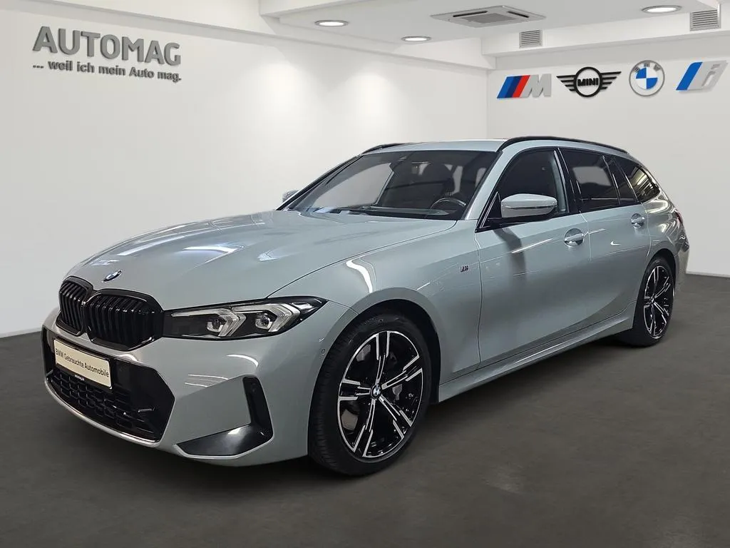 BMW 330