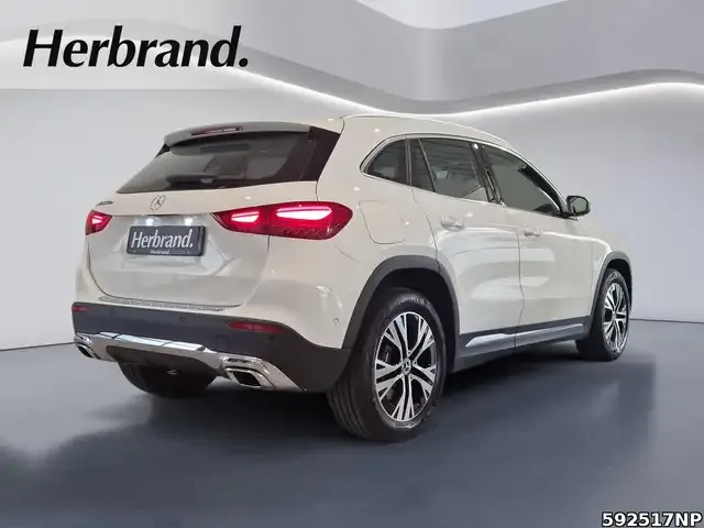 Mercedes-Benz GLA 250