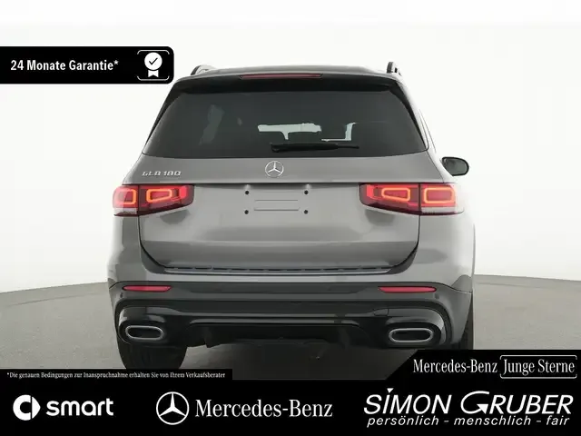 Mercedes-Benz GLB 180