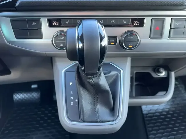 Volkswagen T6.1 Caravelle
