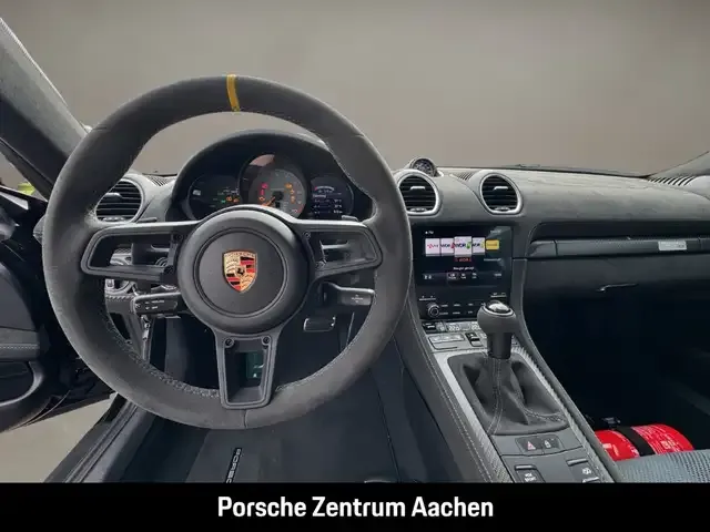 Porsche 718 Spyder