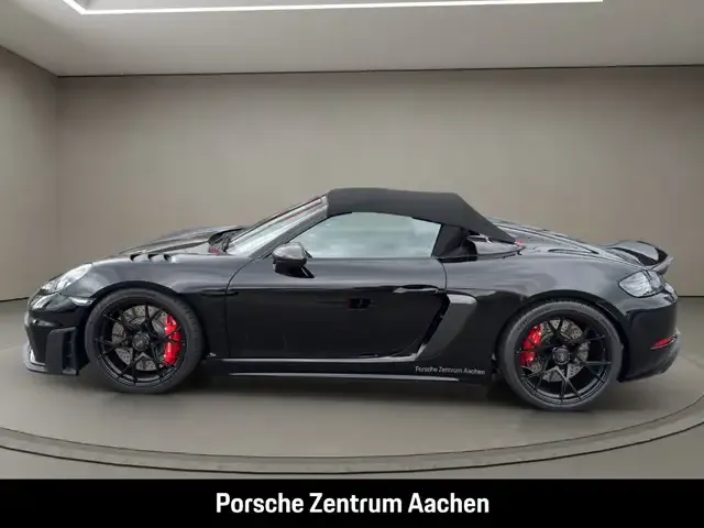 Porsche 718 Spyder