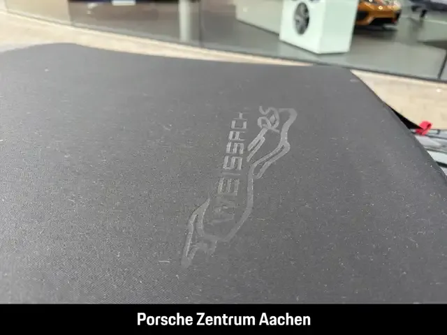 Porsche 718 Spyder