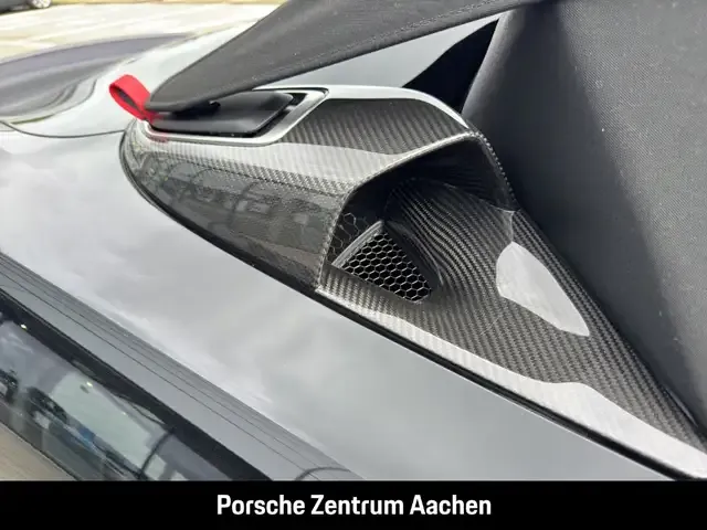 Porsche 718 Spyder