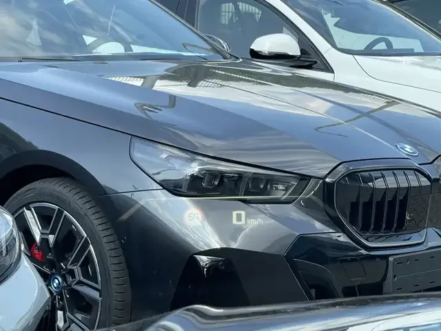 BMW 340