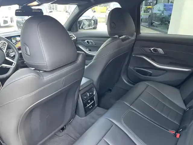 BMW 340