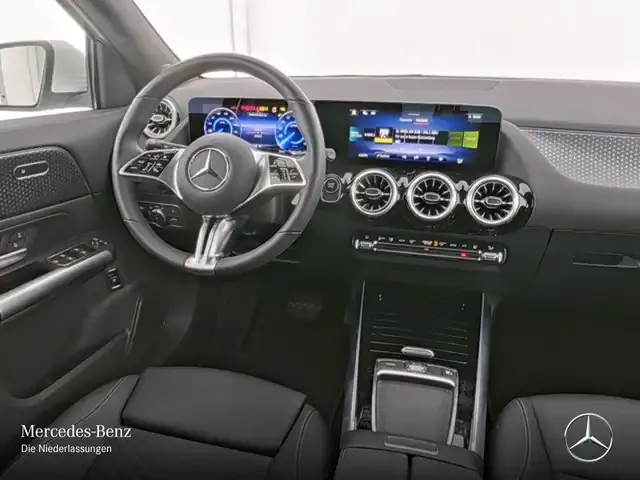 Mercedes-Benz EQA 250