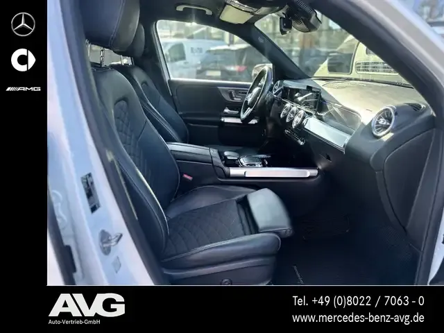 Mercedes-Benz GLB 250