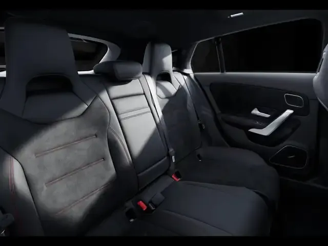 Mercedes-Benz CLA 220