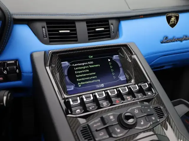 Lamborghini Aventador