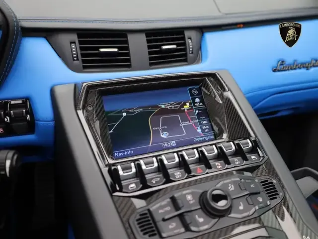 Lamborghini Aventador