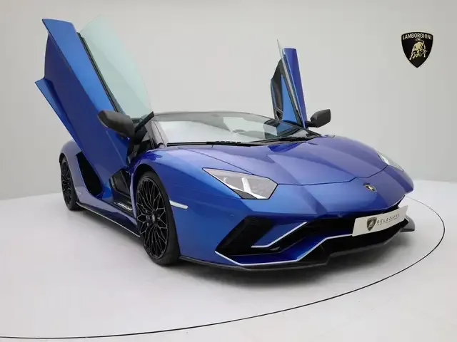 Lamborghini Aventador