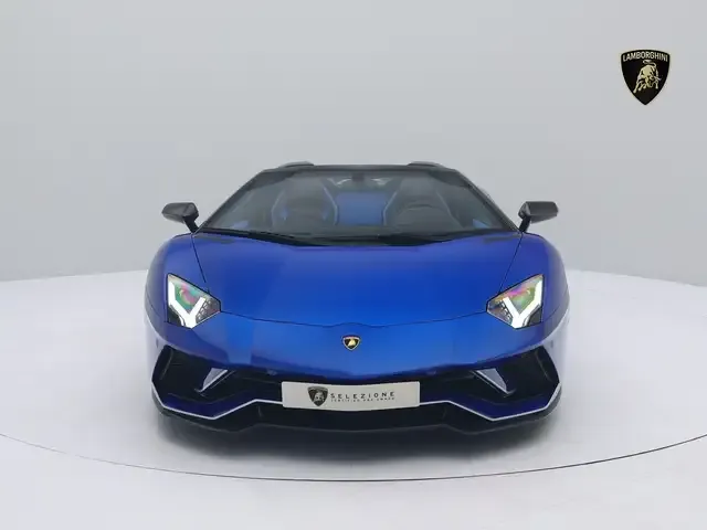Lamborghini Aventador