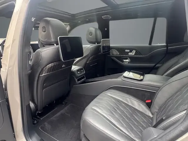 Mercedes-Benz GLS 600