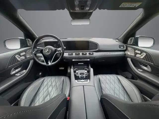 Mercedes-Benz GLS 600