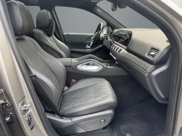 Mercedes-Benz GLS 600