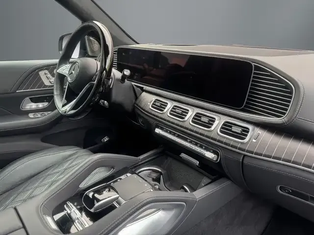 Mercedes-Benz GLS 600