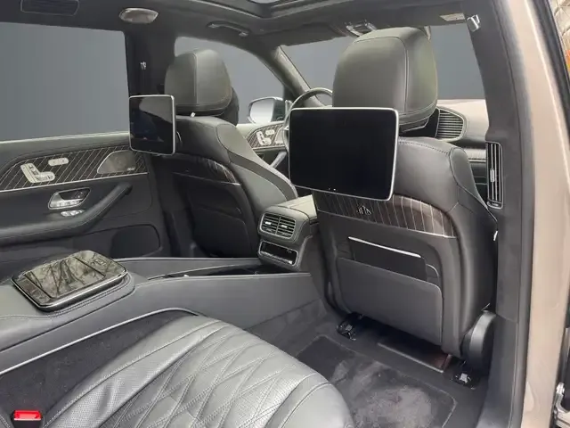 Mercedes-Benz GLS 600