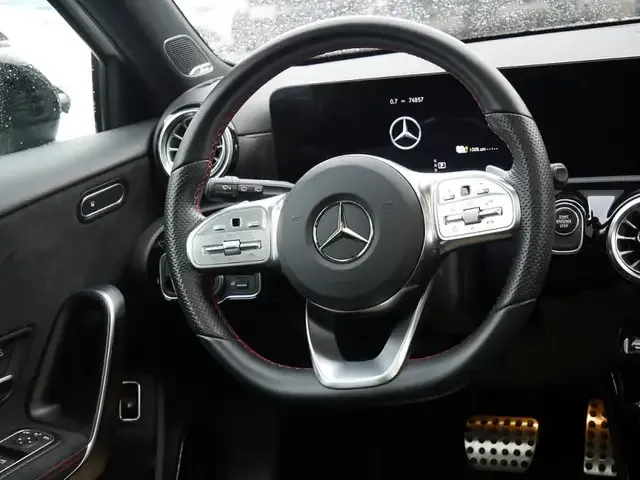 Mercedes-Benz A 250