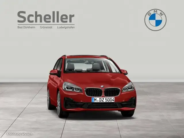 BMW 225