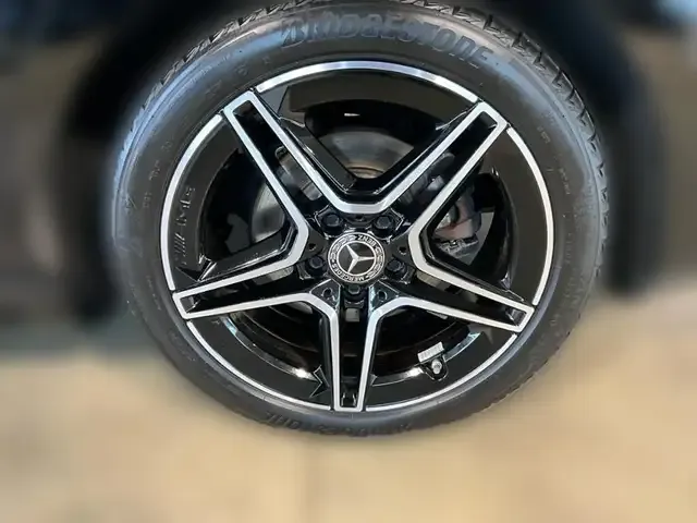 Mercedes-Benz CLA 220