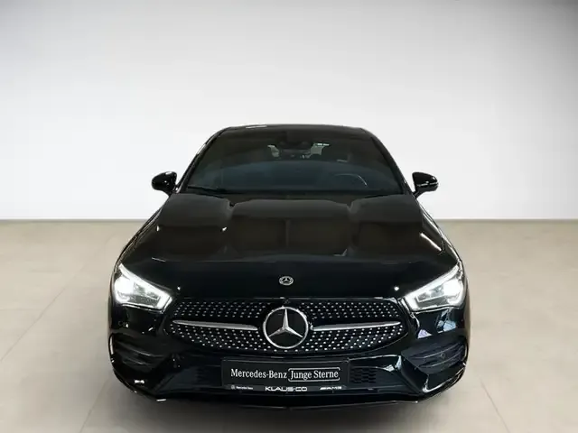 Mercedes-Benz CLA 220