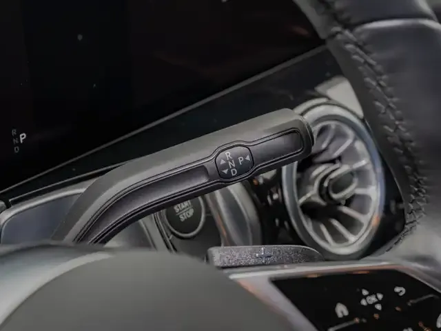 Mercedes-Benz EQB 300