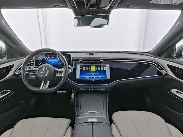Mercedes-Benz E 220