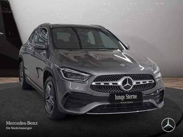 Mercedes-Benz GLA 250