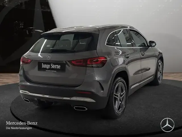 Mercedes-Benz GLA 250