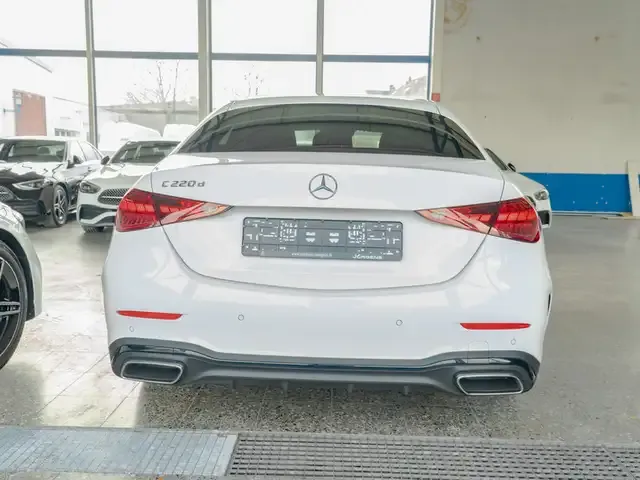 Mercedes-Benz C 220