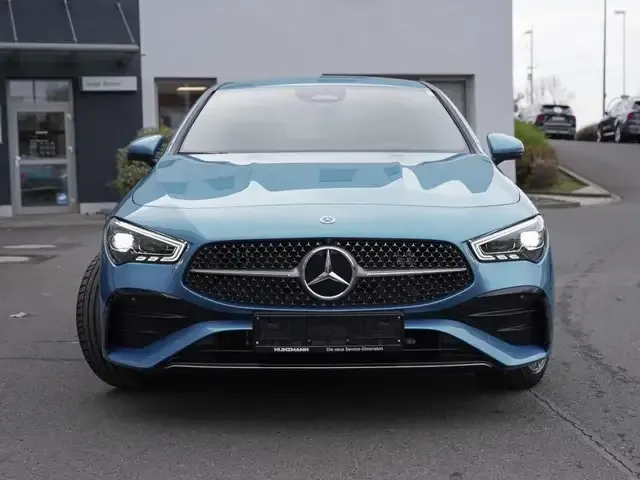 Mercedes-Benz CLA 250