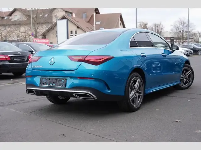 Mercedes-Benz CLA 250