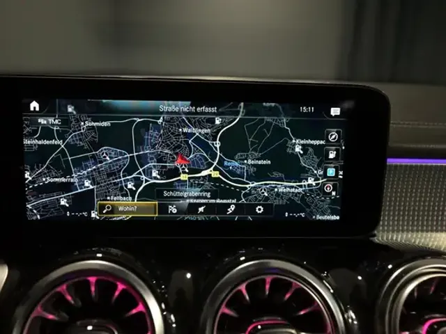 Mercedes-Benz EQB 300