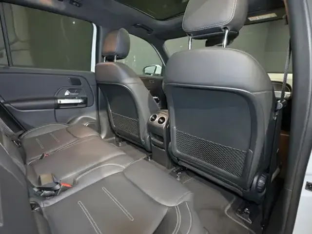 Mercedes-Benz EQB 300