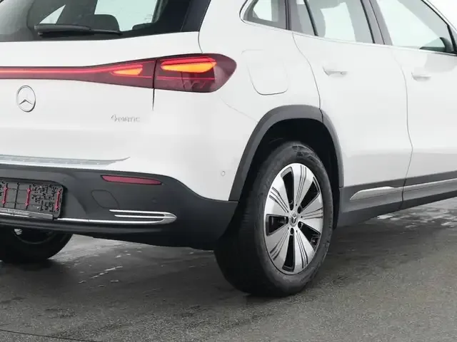 Mercedes-Benz EQA 300