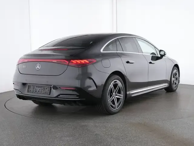 Mercedes-Benz EQE 300